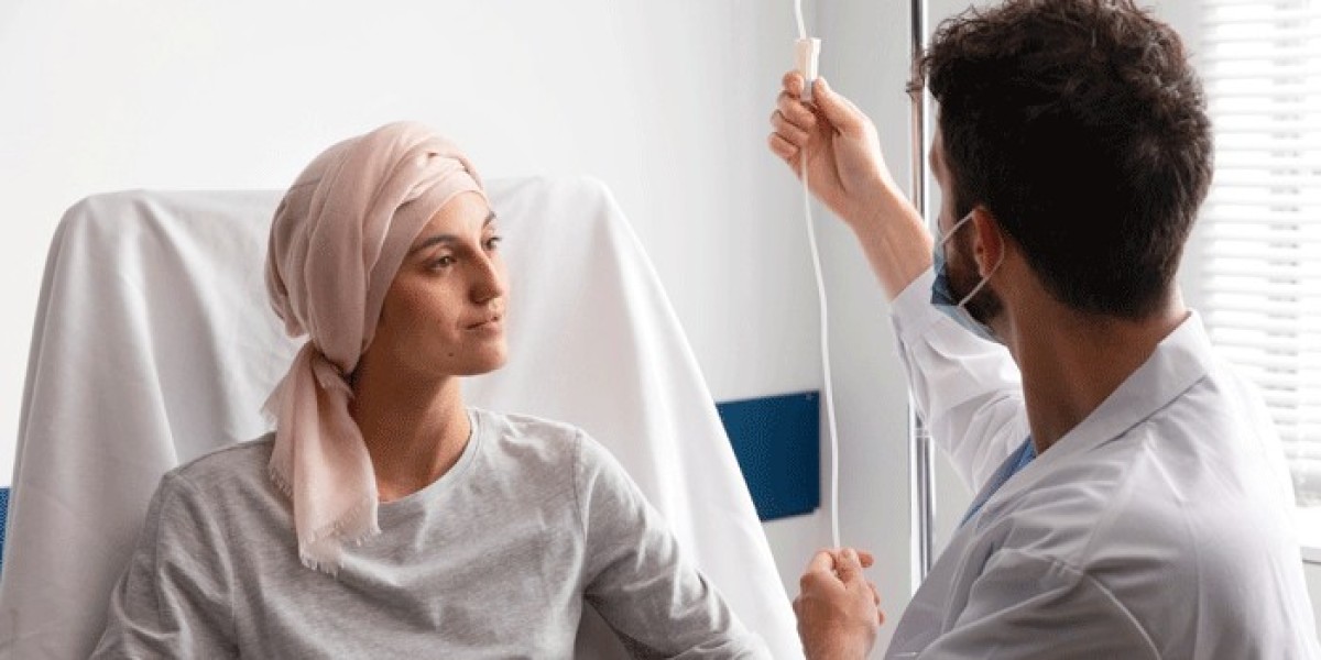 Comprehensive Cancer Care Starts with the Best Medical Oncologist in Chennai