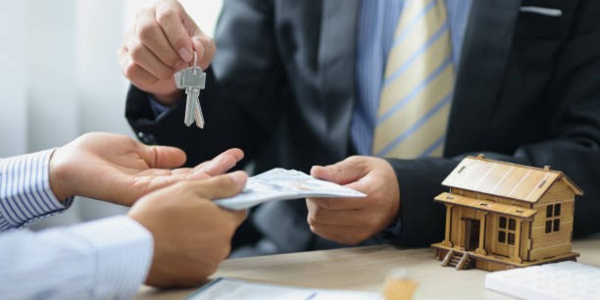 How UK Mortgage Brokers Simplify Home Buying for You